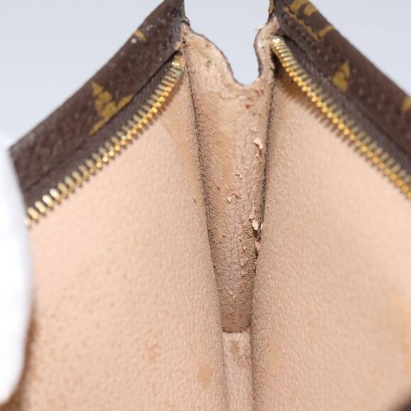 LOUIS VUITTON Monogram Bucket GM Pouch Accessory Pouch LV Auth 112772 - Picture 11 of 13